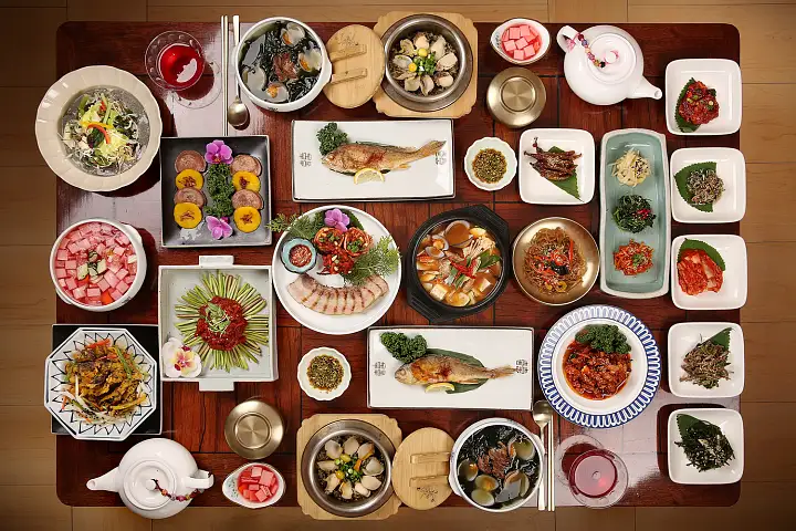 투데이 맛있는 메뉴 12첩 반상 보리굴비 한정식 부산 연산동 맛집