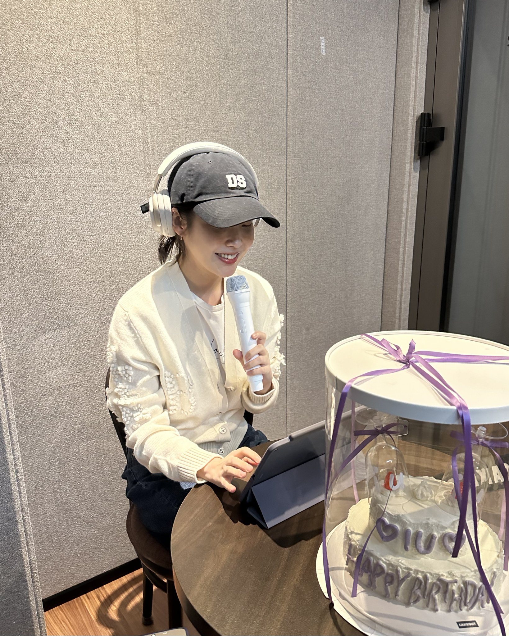 2024_아이유_보이스라이브