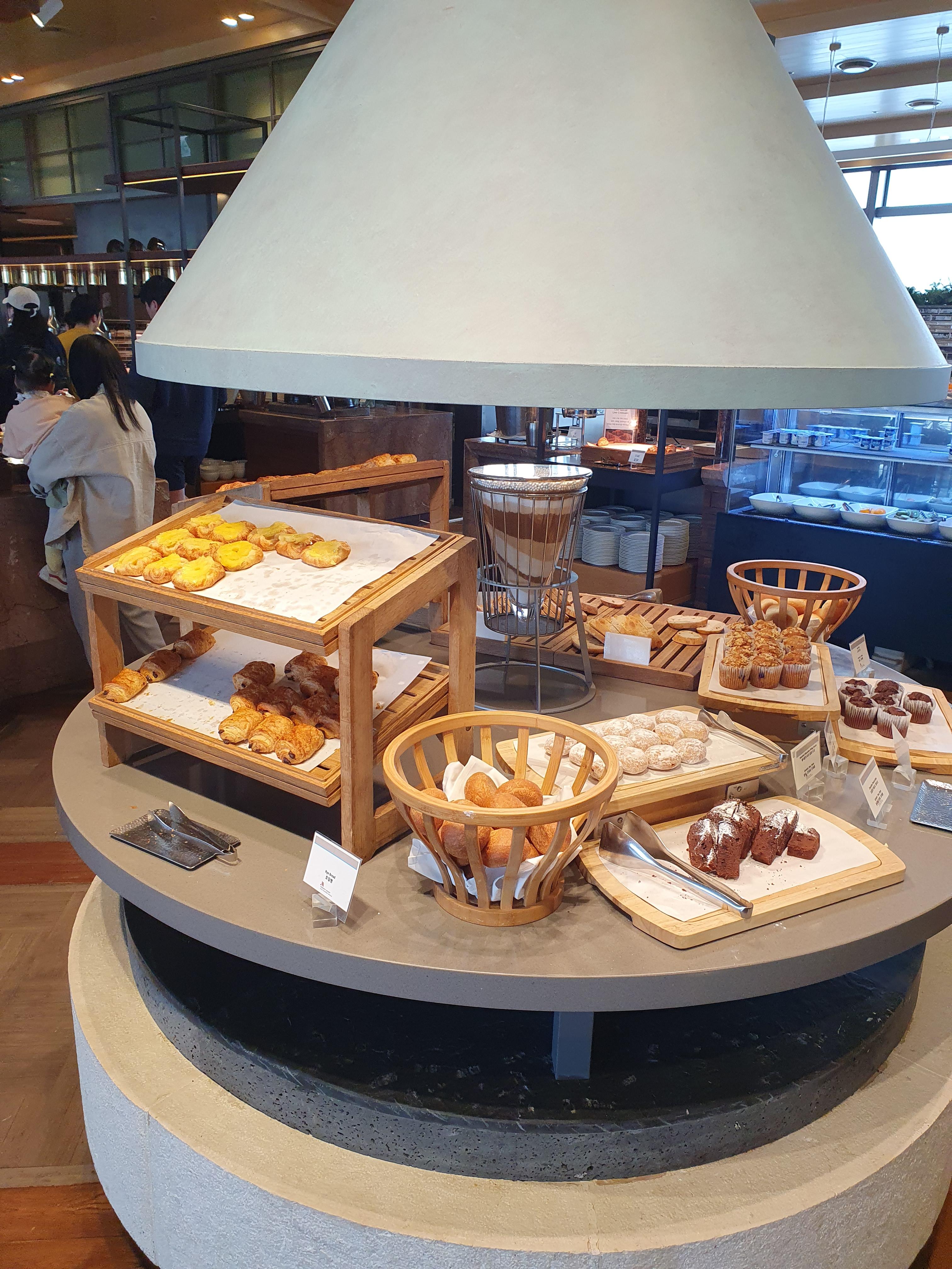 신화월드 메리어트 조식 뷔페 빵종류