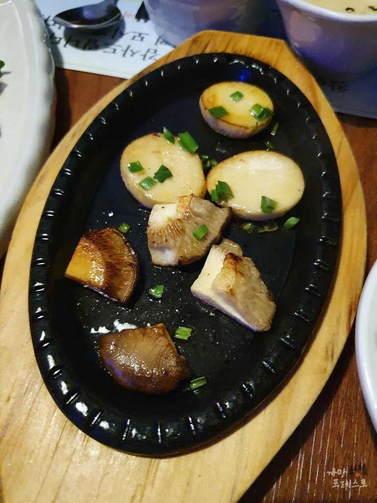 참치로 새송이 버섯 버터구이