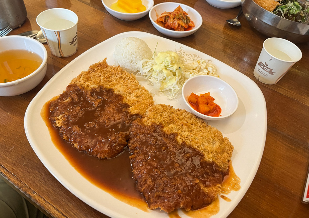 돈까스잔치 왕돈까스