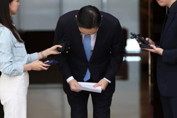이재용 사죄: 삼성전자 회장 7년 만의 사과, 노조 총파업 100조 원 위기 속 대국민 입장문 전문 및 파급 효과 분석