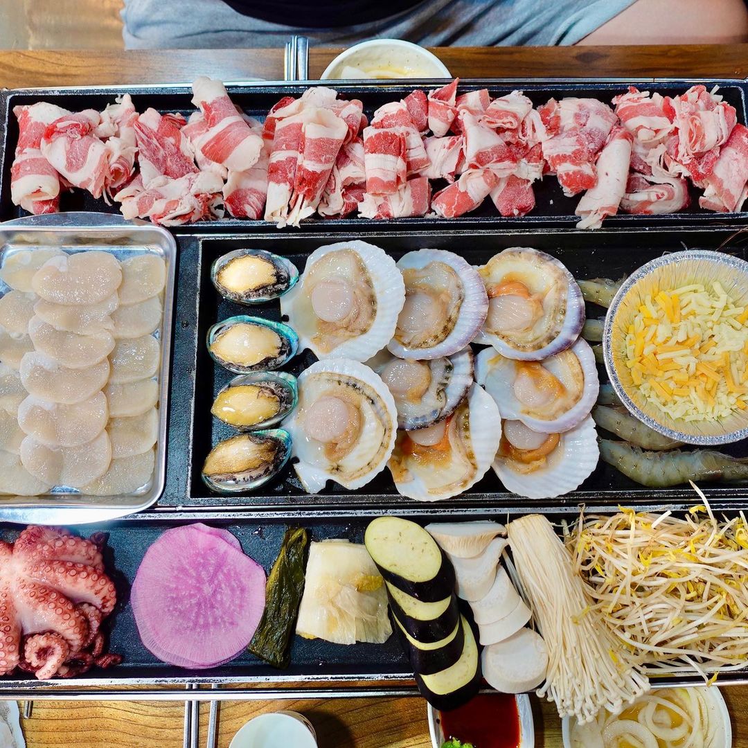 생생정보 철판 해물 삼합 황제 해물 전골 맛집