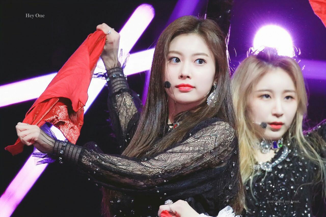 아이즈원 강혜원 몸매 키 아이즈원 강혜원 몸매 키