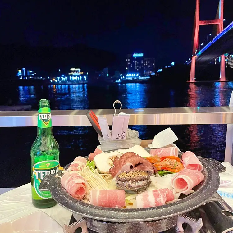 어서와 한국은 처음이지 여수 독일 3인방 낭만포차 오션뷰 뷰맛집 낙지호롱 & 돌문어 해물 삼합 맛집 위치
