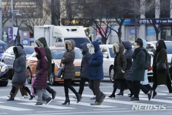전주 한파 경보 아침 출근 길 미끄럼 주의 보행 요령_20