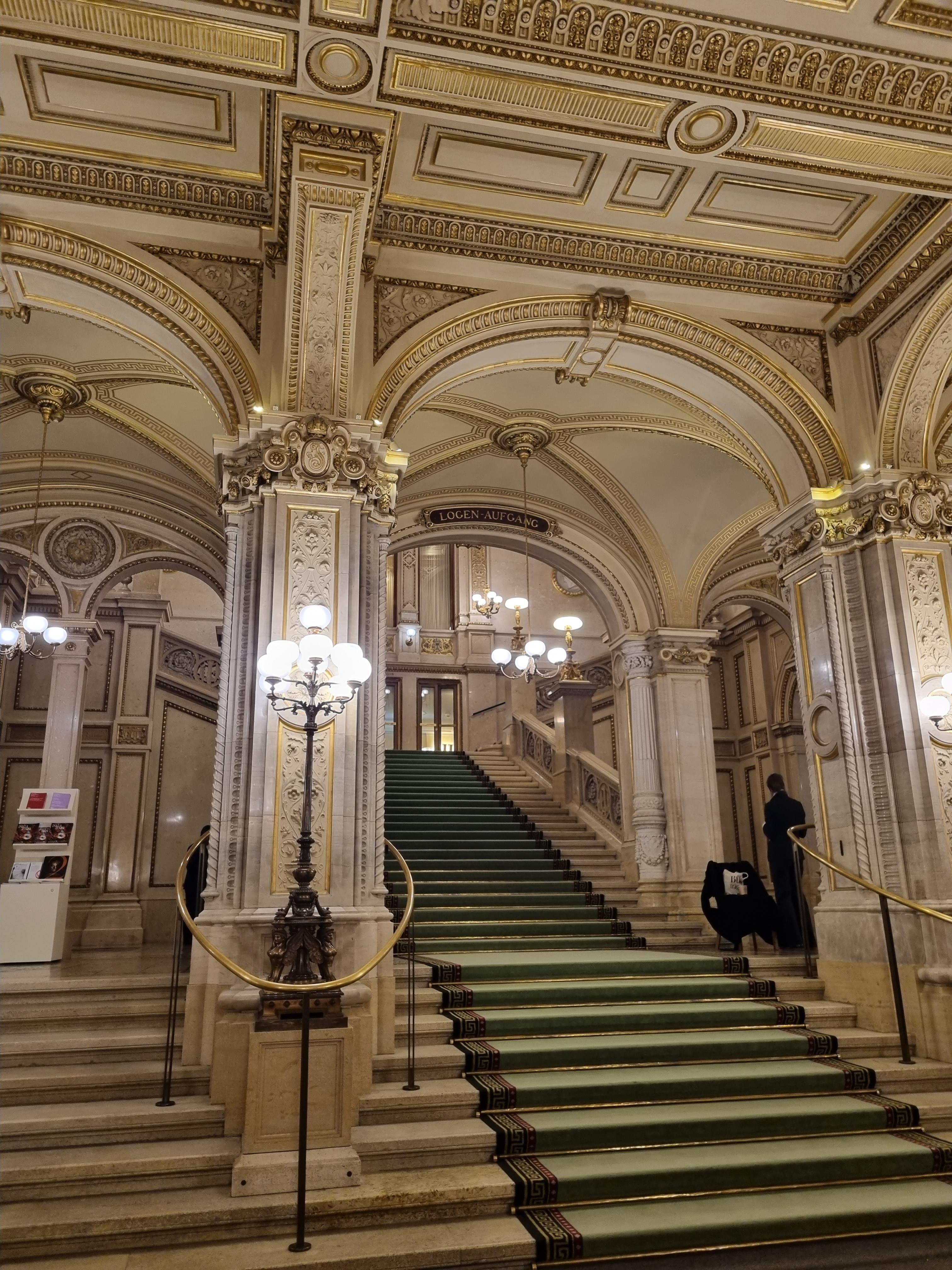 비엔나 오페라극장 내부