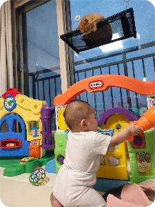 육아기 단축 시간은 근로를 계속하면서 아이 돌봄을 할 수 있습니다.