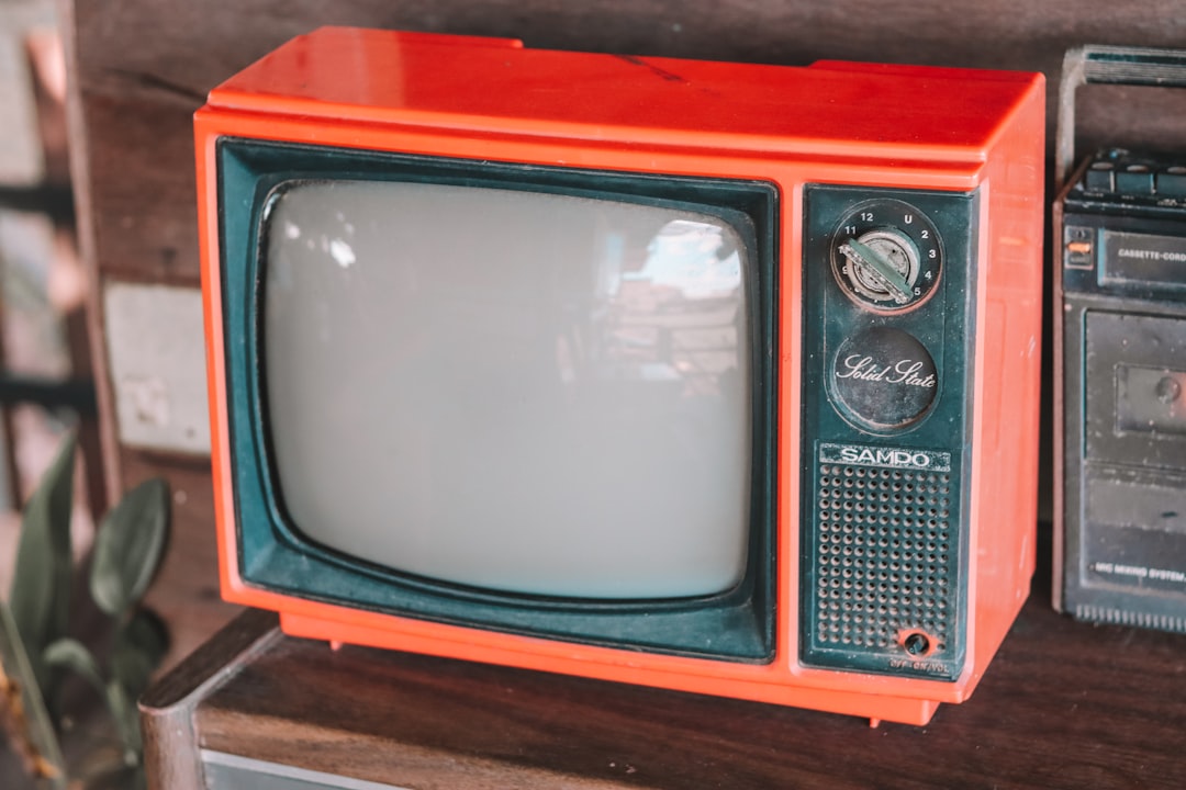 'TV'