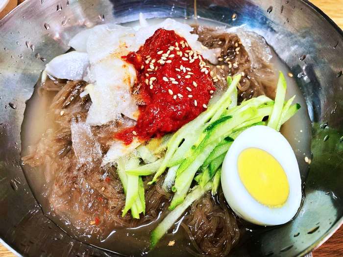생방송투데이 경동시장 청량리 매운 냉면 맛집