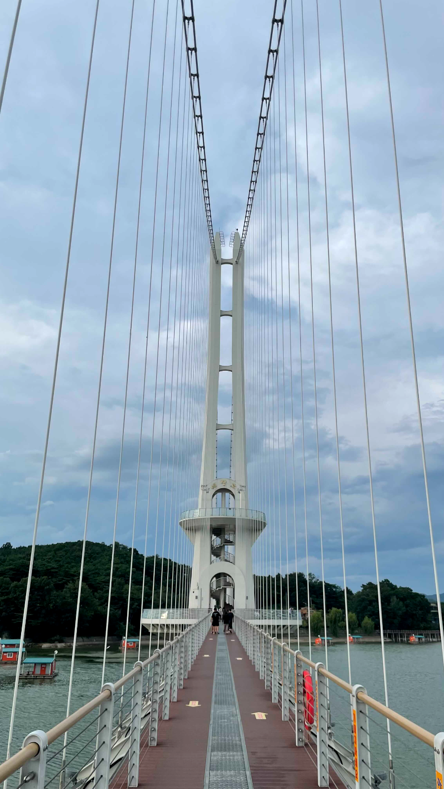 예당호 출렁다리