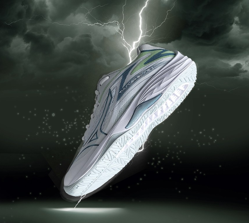 미즈노 썬더 블레이드 Z 착용 후기 (25% 할인 구매 팁까지!)