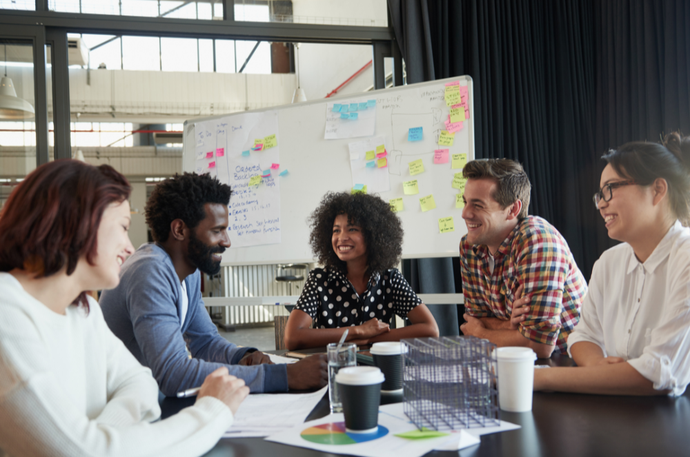 alt="협업 댓글 및 피드백 시스템의 지능화"