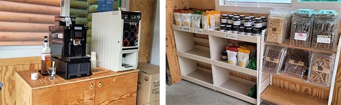 입구어 커피코너와 간식 판매 코너