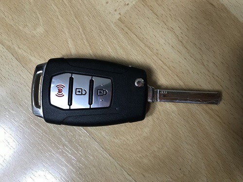 티볼리 키 배터리 교체 1