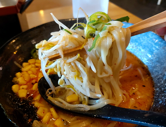 산쪼메 라멘면발