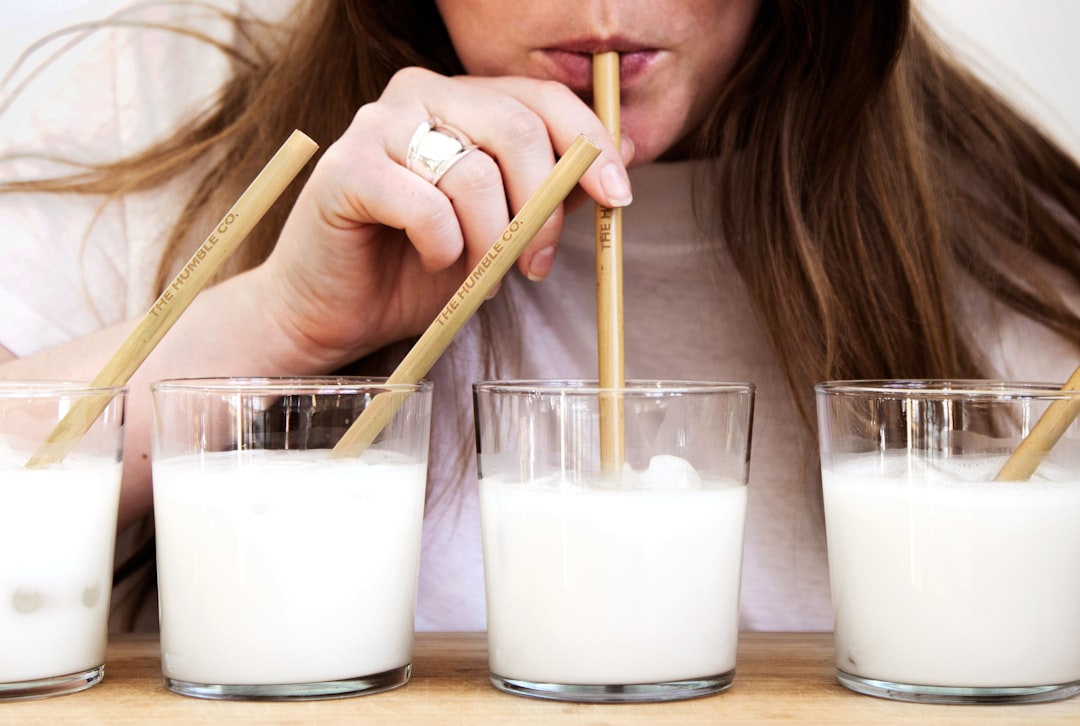다양한 식물성 대체유 비교 안내 썸네일