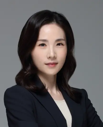 김진아 교수