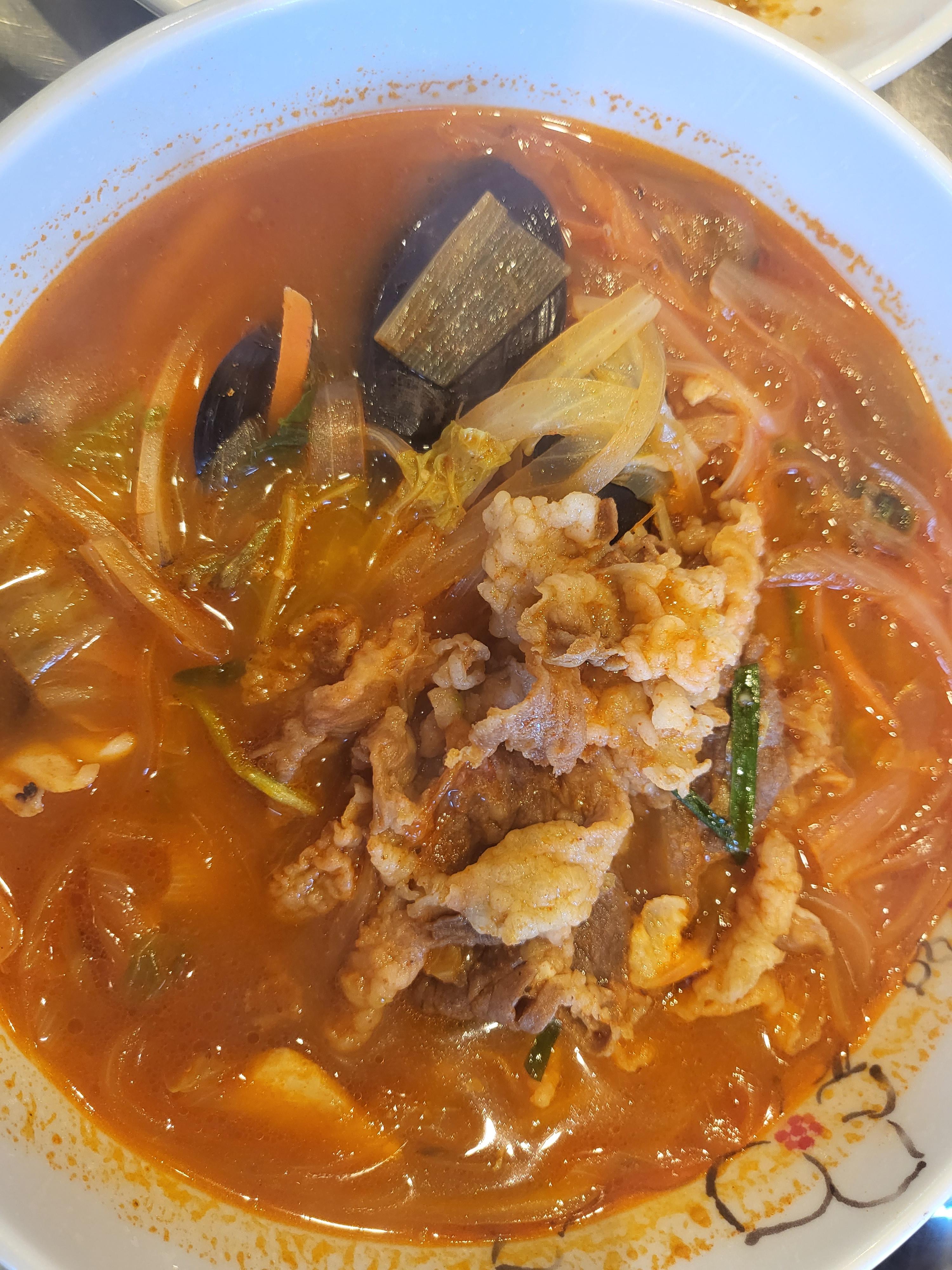 차돌박이 짬뽕 12,000원