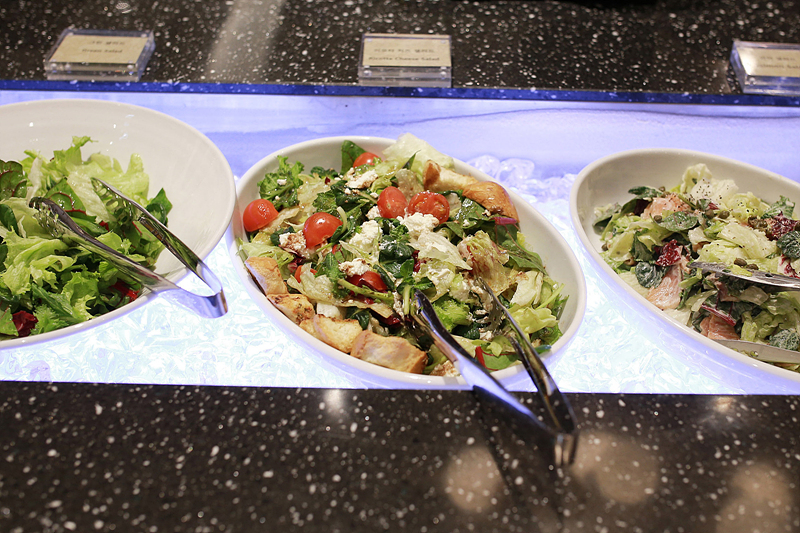 마티나골드라운지-샐러드