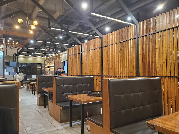 춘천 철판 닭갈비 '우성닭갈비'