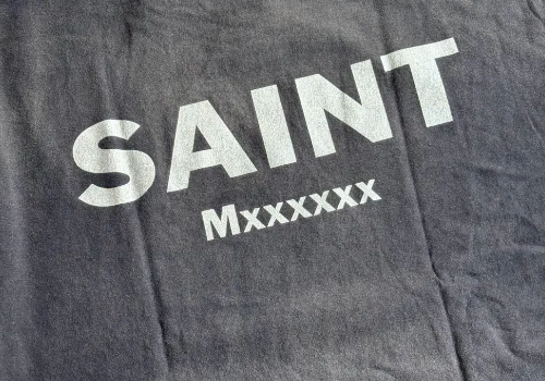 세인트 마이클 로고 사진