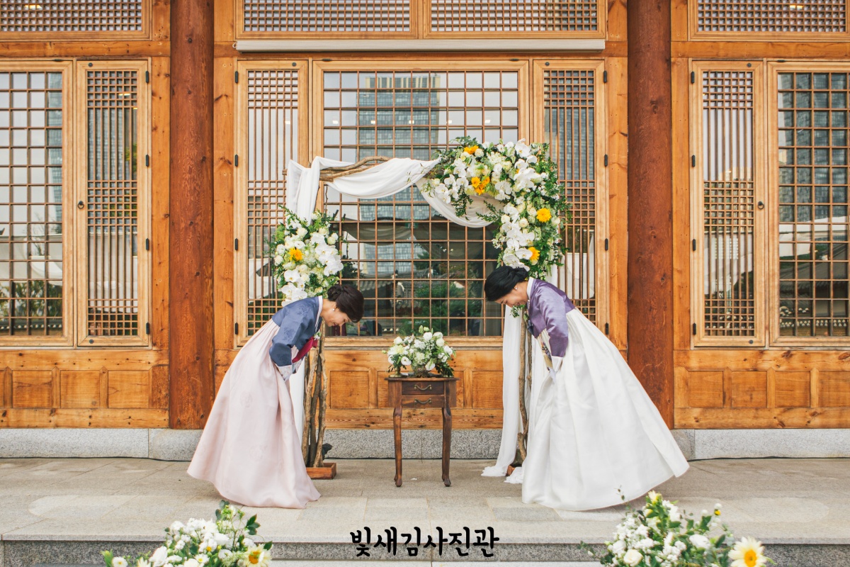 경원재 한옥 야외 결혼식 웨딩 본식스냅 17