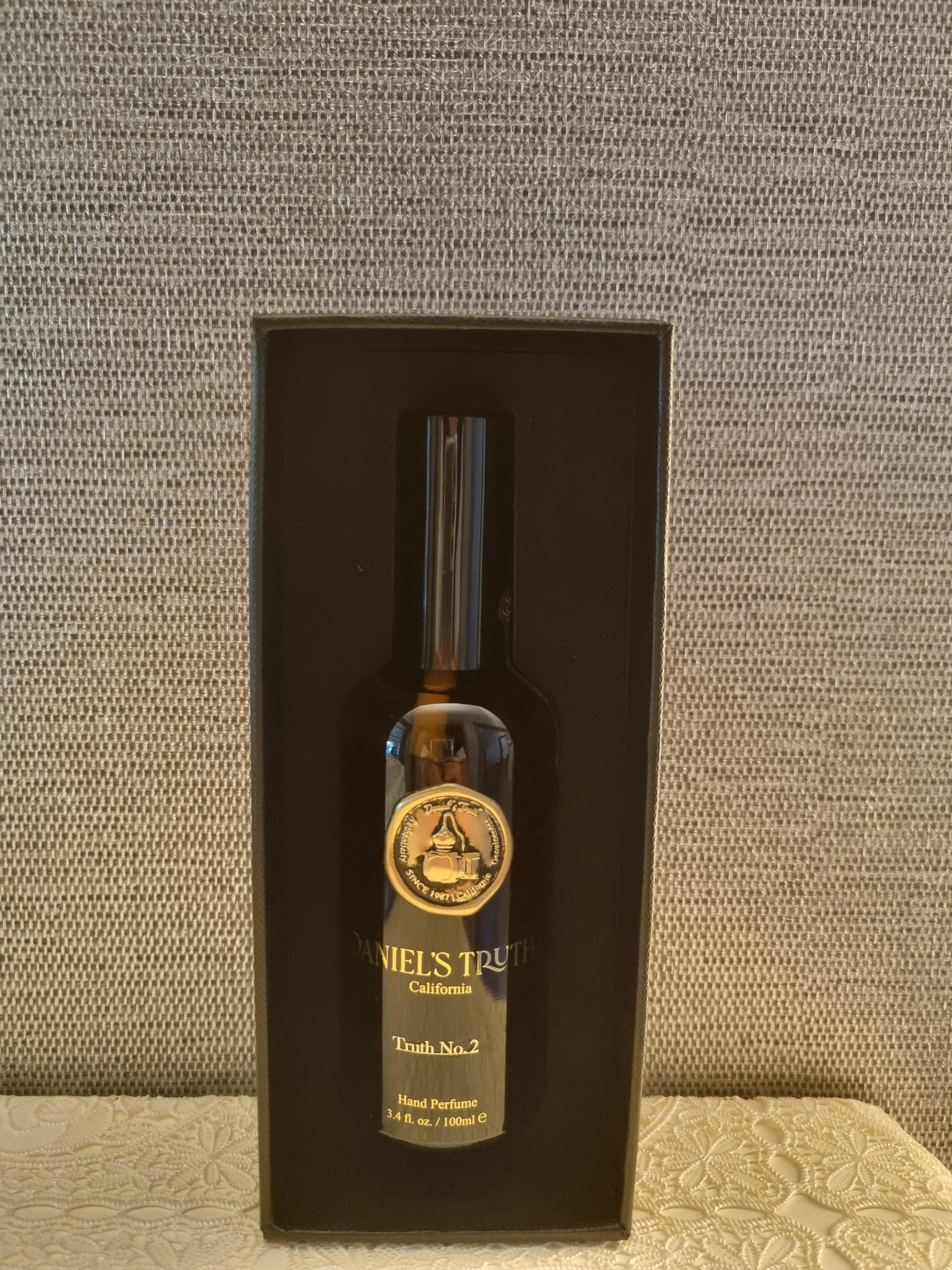 DANIEL'S TRUTH HAND PERFUME NO.02