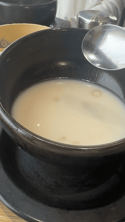 김포 성미옥 돼지국밥 국물까지 다 비운 뚝배기