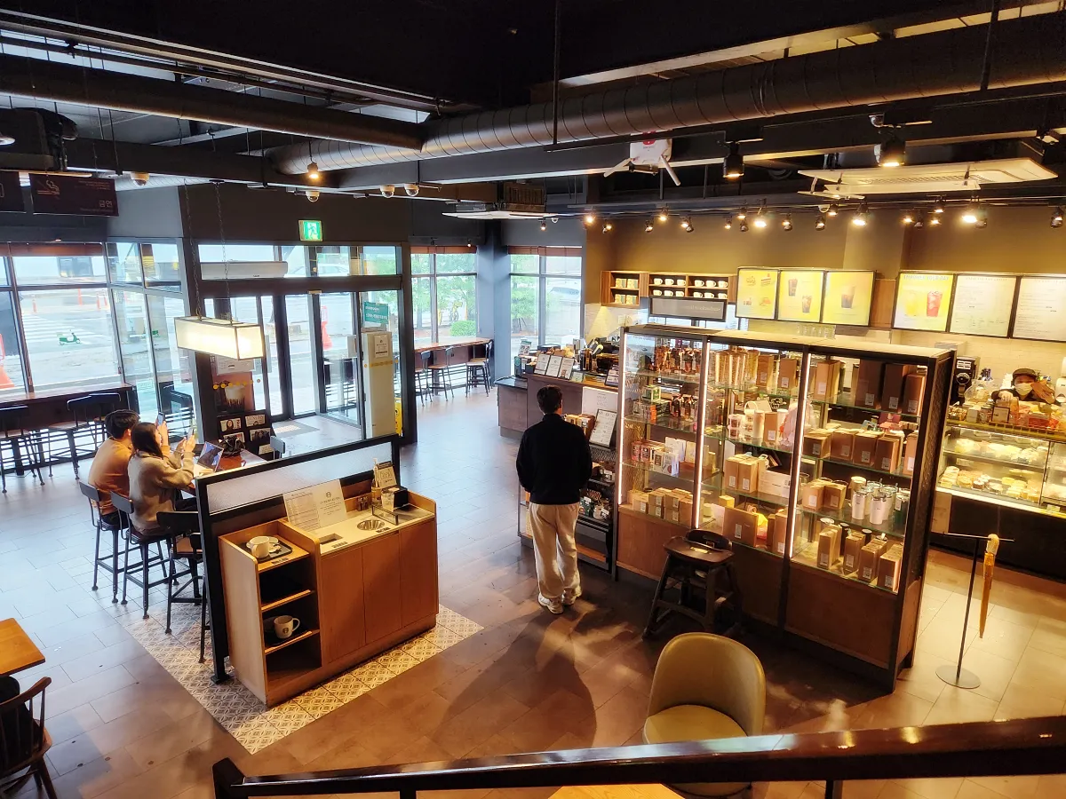 스타벅스-동백-DT점