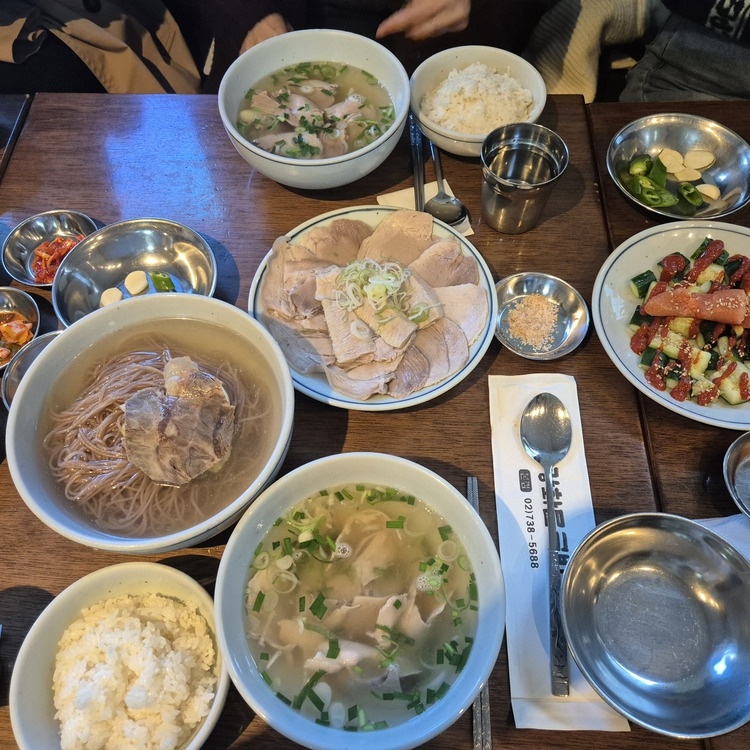종로 광화문 돼지국밥 맛집, 광화문국밥