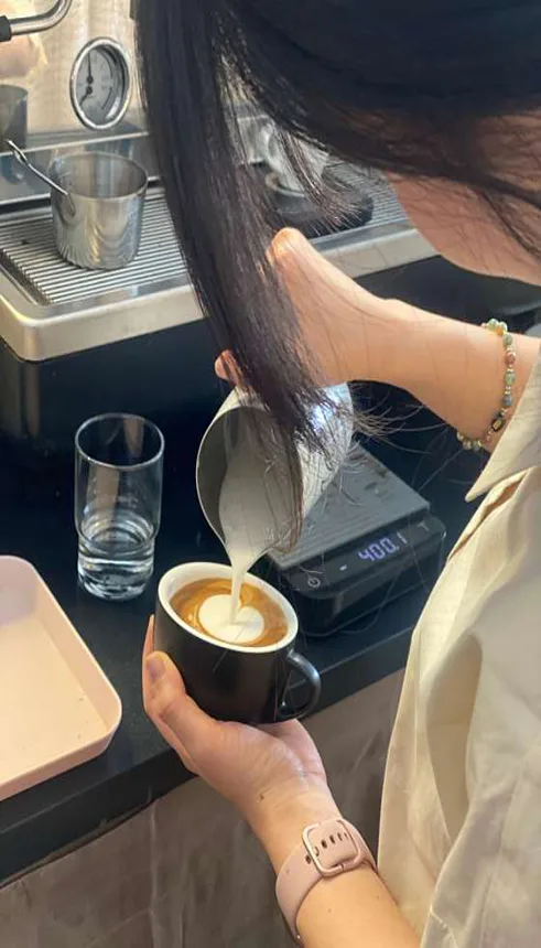 프리푸어_라떼작업실