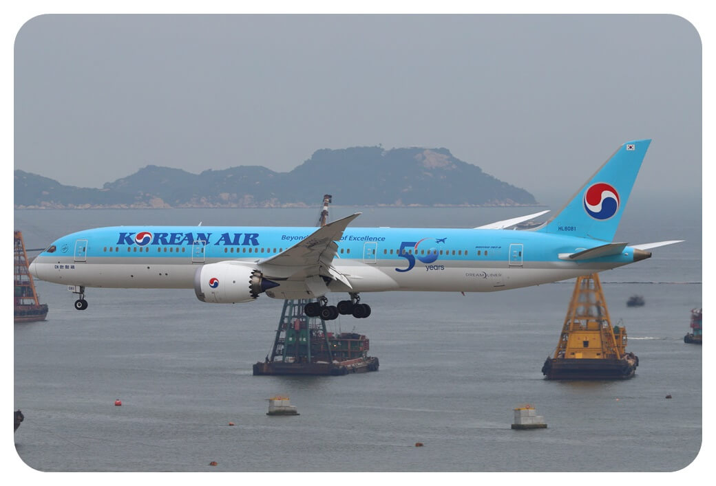 대한항공-b787-여객기-하늘-날고있는-모습-찍은-사진