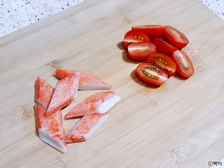 다이어트-식단-크래미-아보카도-샐러드