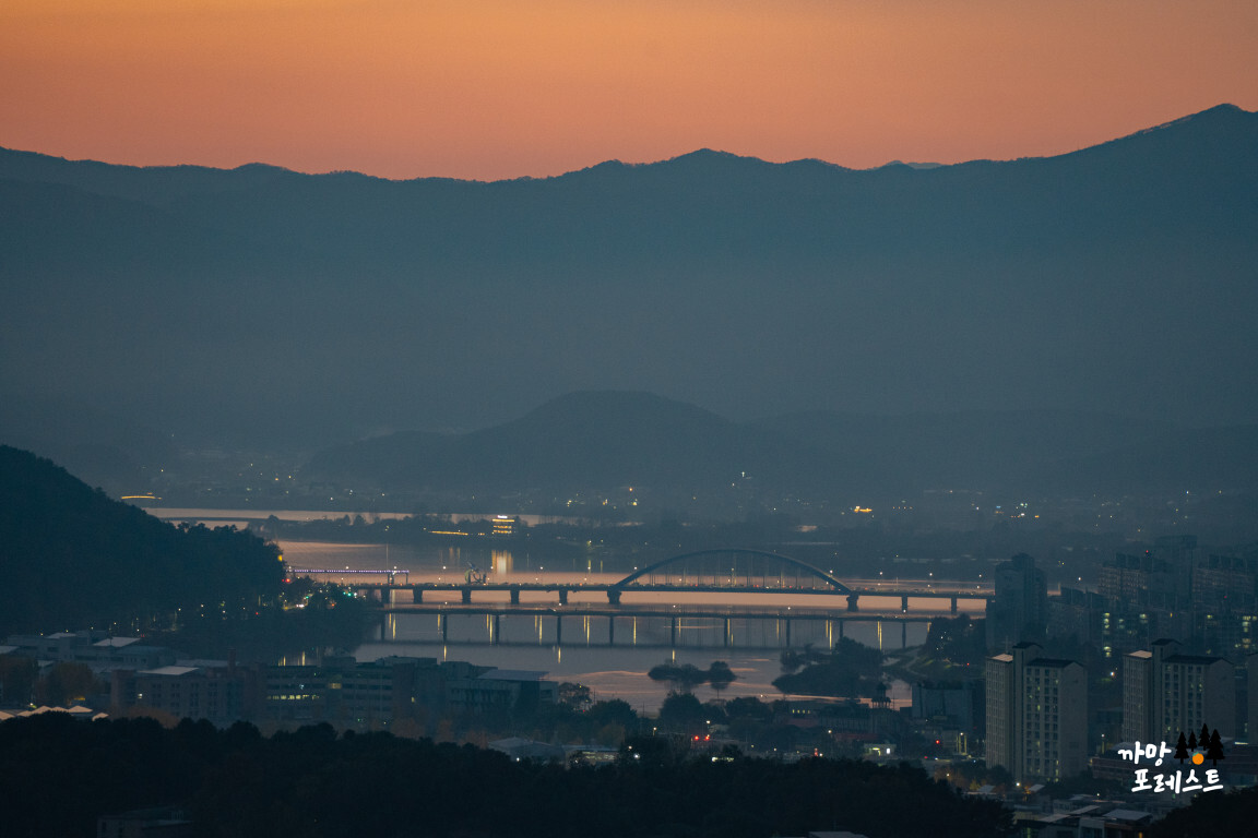 춘천 산토리니 카페 일몰