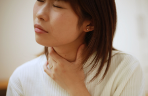 목에 생선 뼈가 박혔을 때