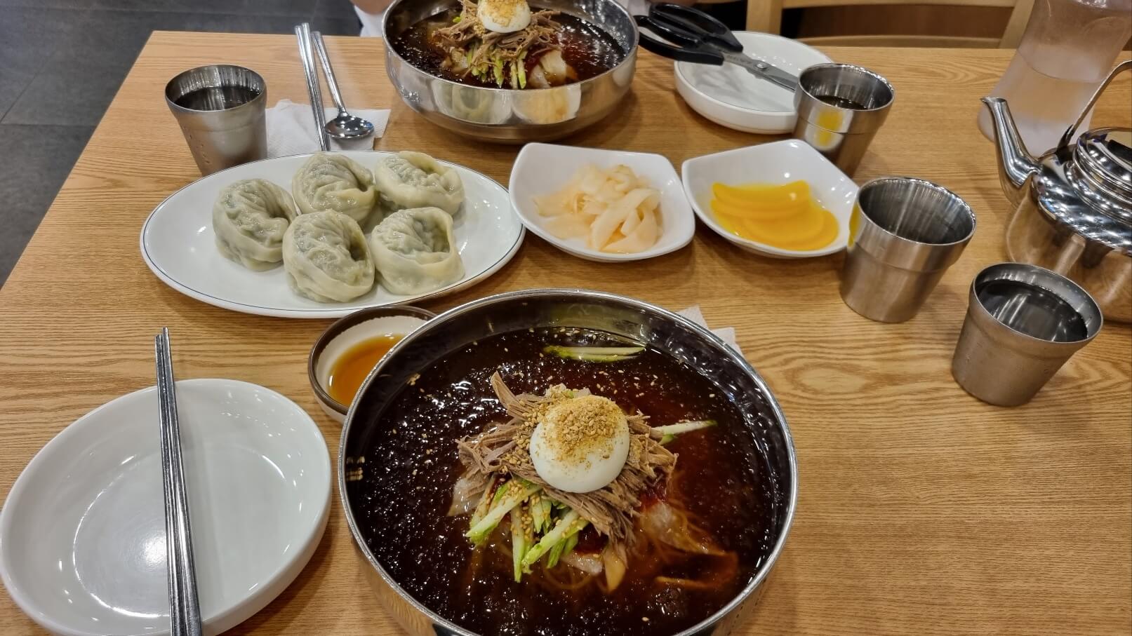 밀면과-왕만두
