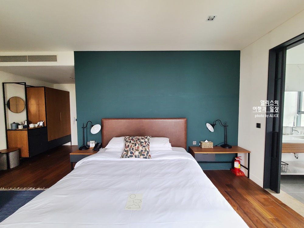 라까사호텔 광명 디럭스 더블룸 월렛 후기, 경기도 호캉스 추천, 숲 뷰 욕조