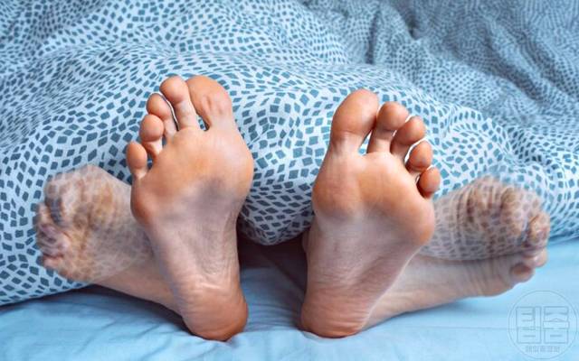 자다가 다리 쥐나는 이유 운동 다리 쥐 마그네슘