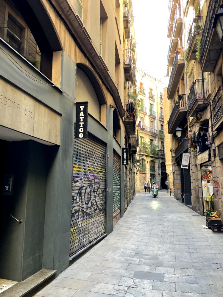 산 하우메 광장 가는길 