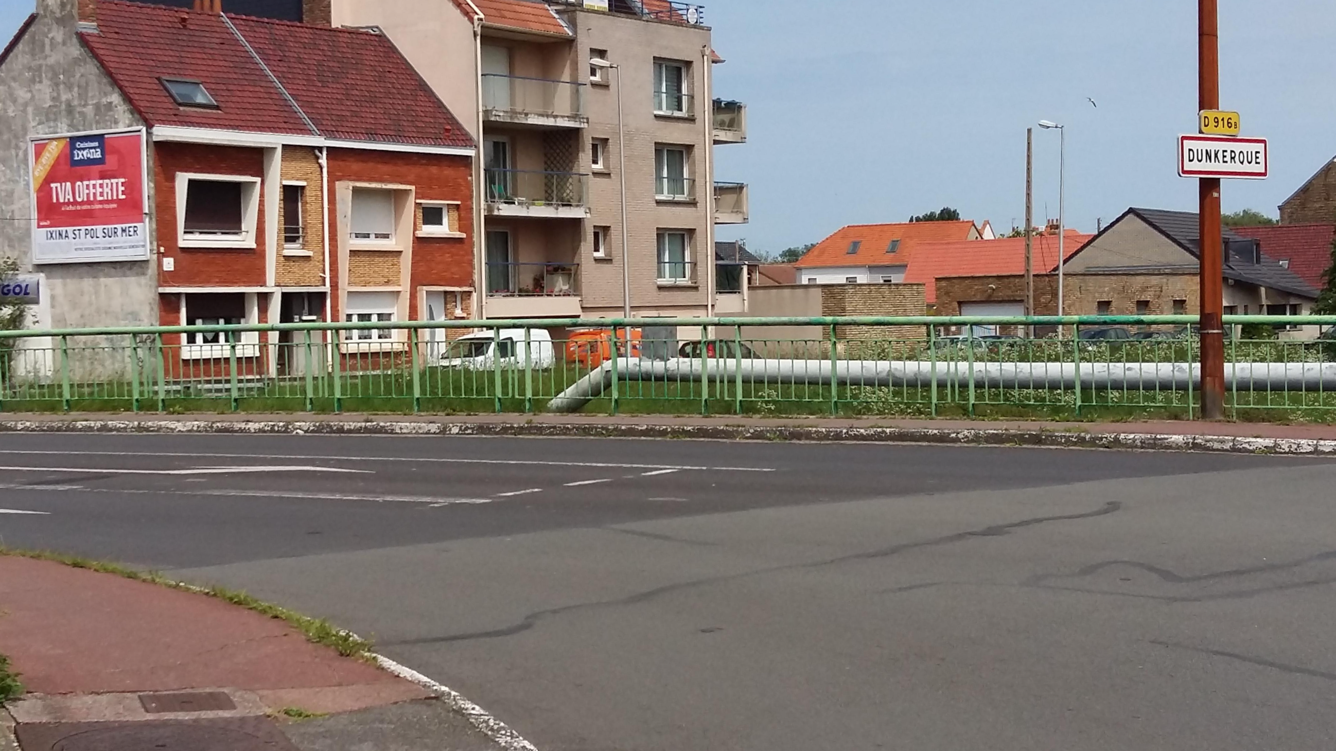 프랑스 됭케르크 이정표