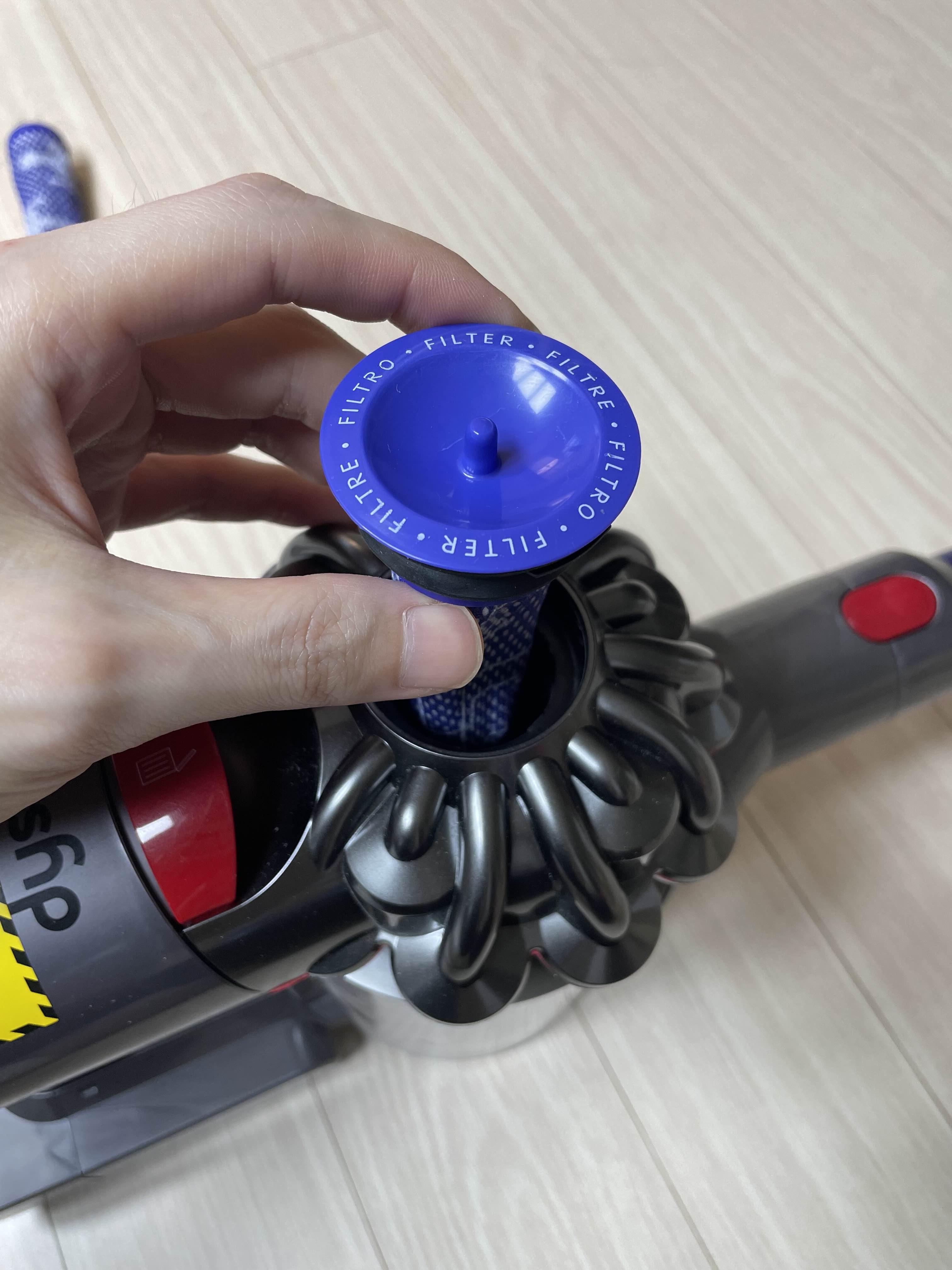 다이슨 청소기 프리필터 교체