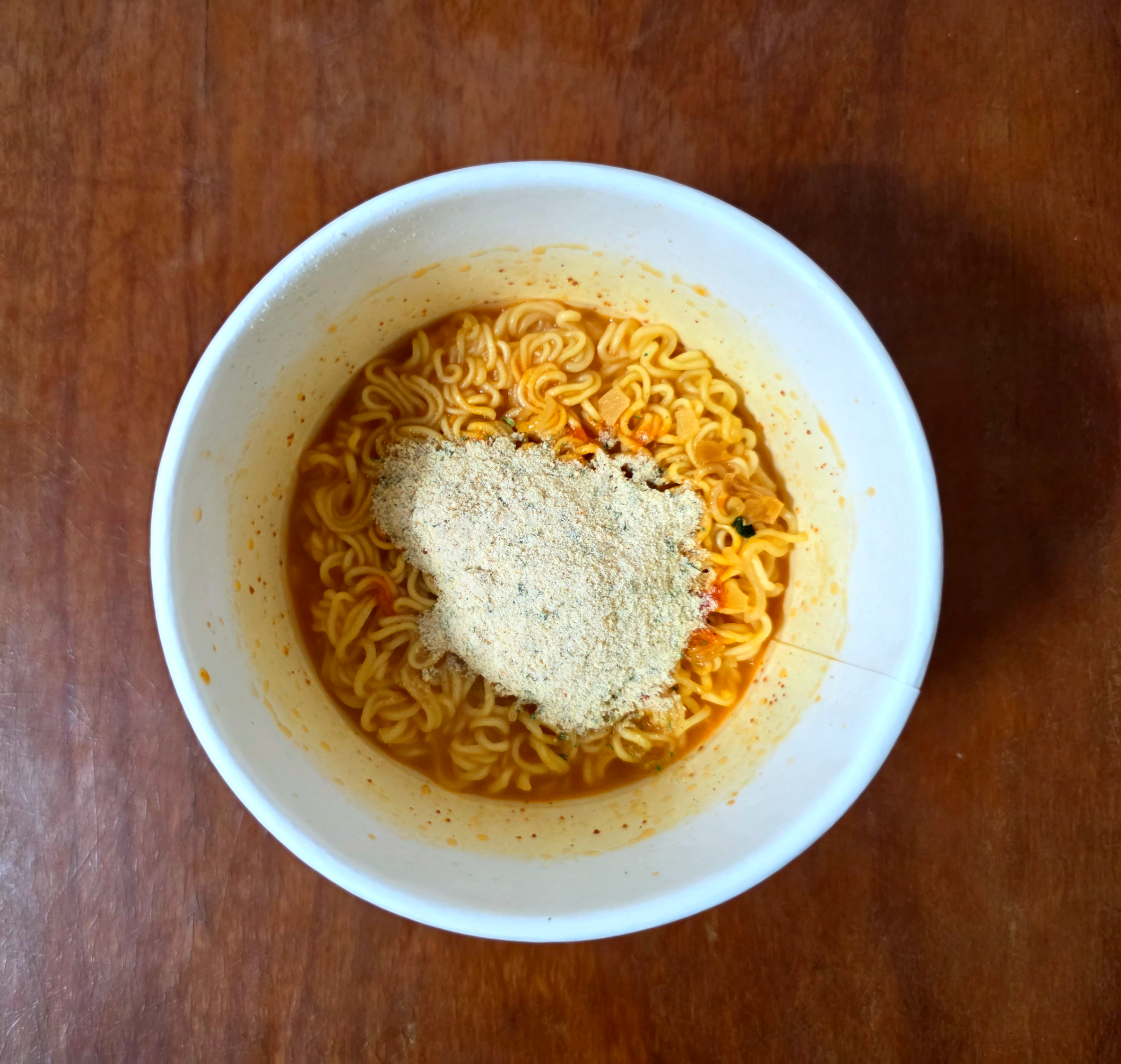 농심신라면툼바큰사발면