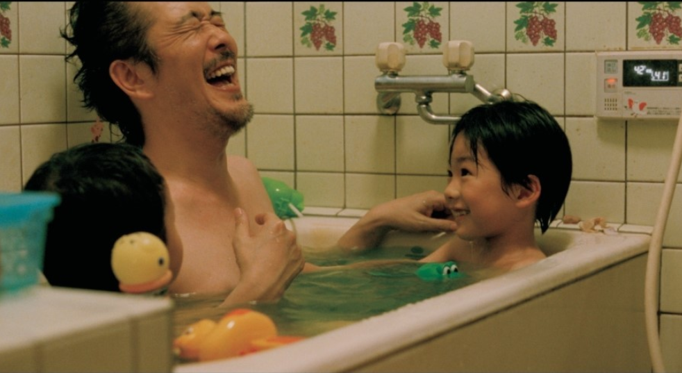 일본영화 <그렇게 아버지가 된다> 스틸컷