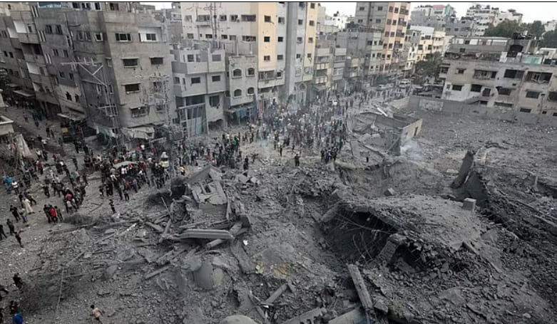 1시간에 250회 공습 이스라엘, "가자지구 초토화...곧 난민촌 텐트 들어설 것" VIDEO: Gaza 'will soon be a tent city' says Israeli official as IDF launches 250 airstrikes in one hour...