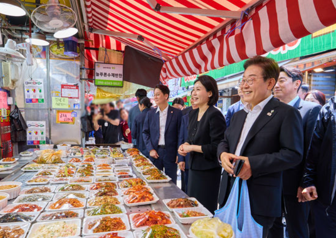 이재명 대통령의 시장 방문
