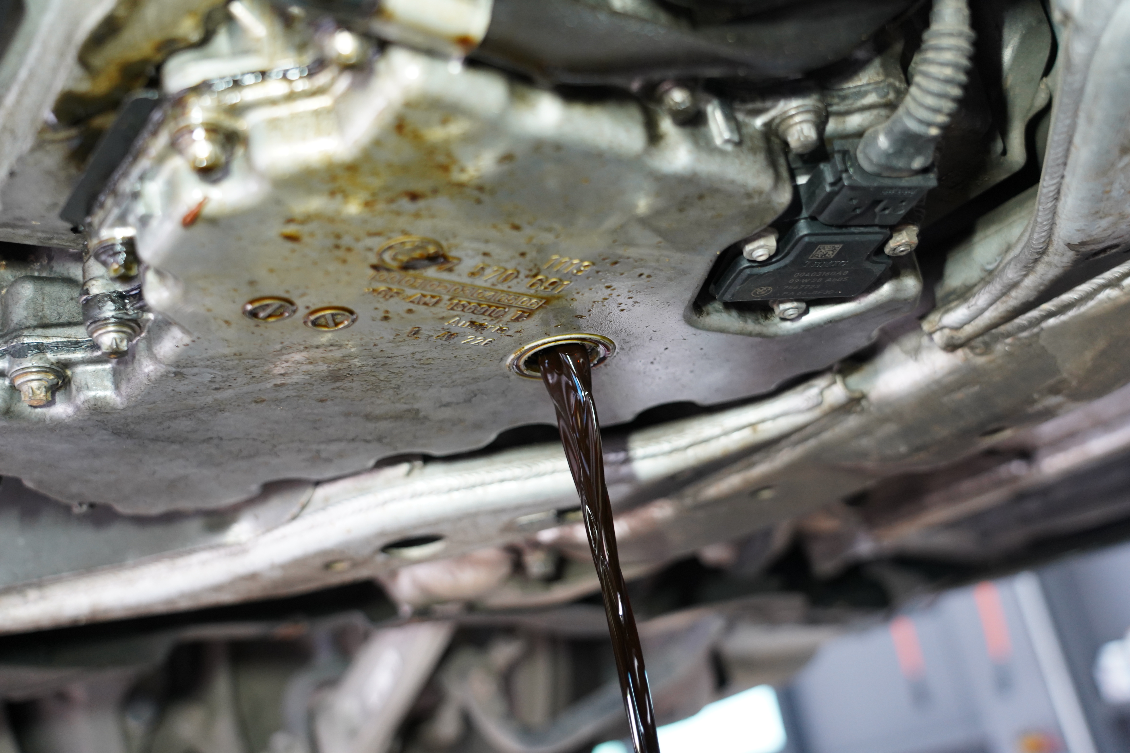 수입차 엔진오일 미션오일 교환