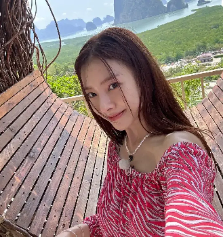 배우-김소은-사진