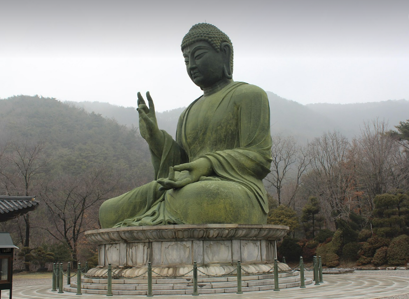 천안시 태조산 청동아미타불상