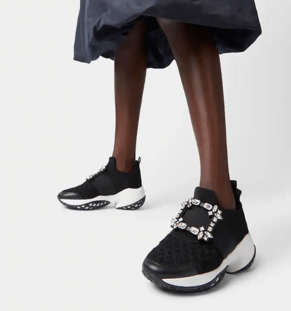 눈물의 여왕 운동화